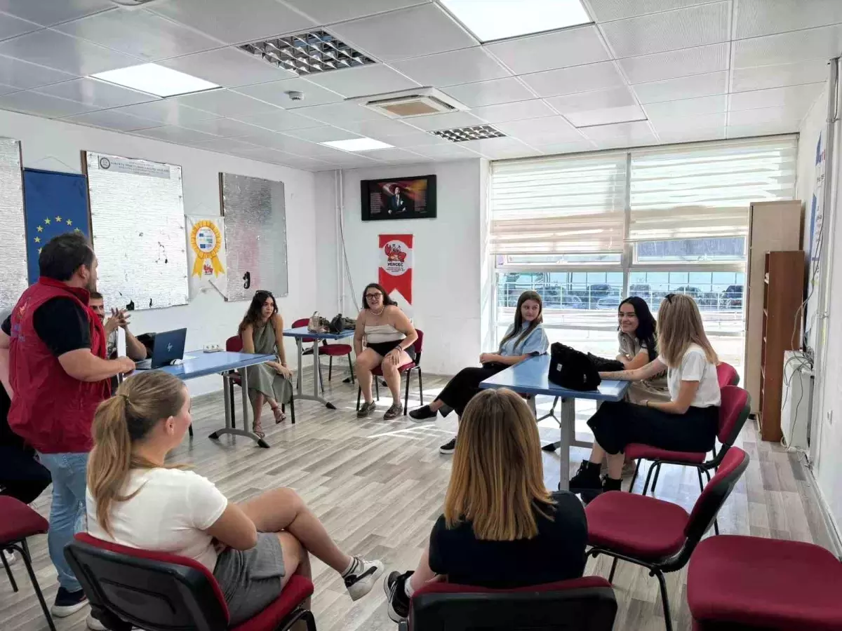 YENGEÇDER: Gençlerle Kültürel Etkileşim