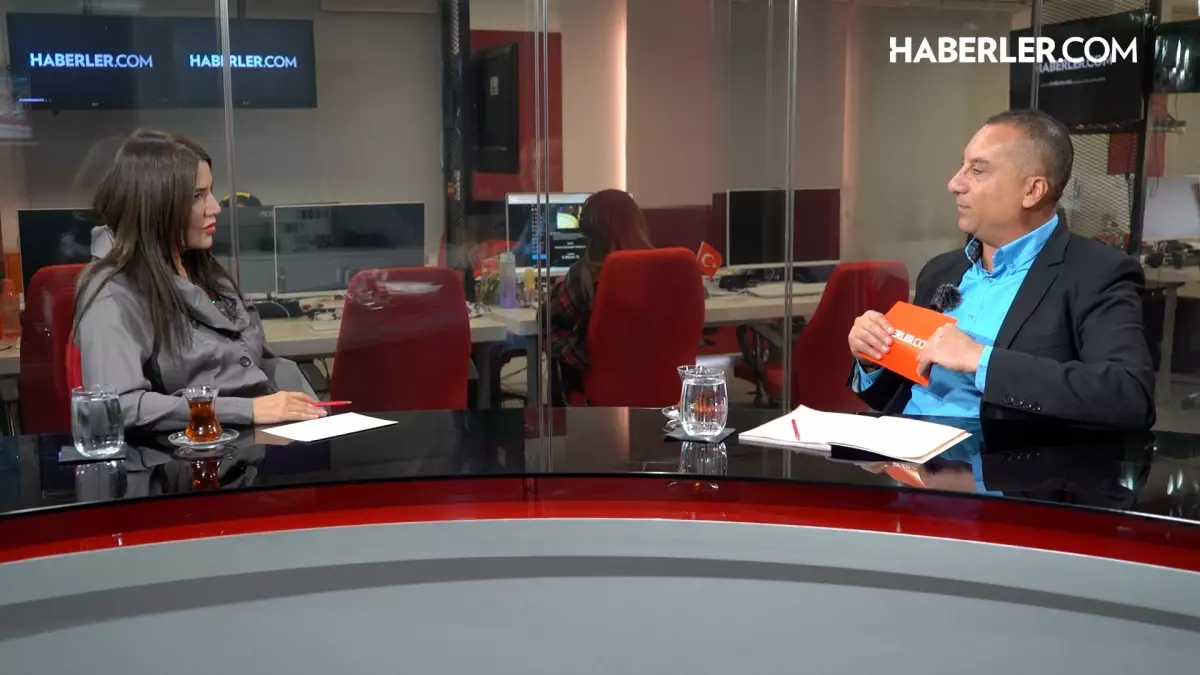 Astrolog Sinan Hoca’dan yeni dünya düzenine dair öngörüler: “Çiplenmiş sistemlere ve yapay zeka hakimiyetine doğru gidiyoruz”