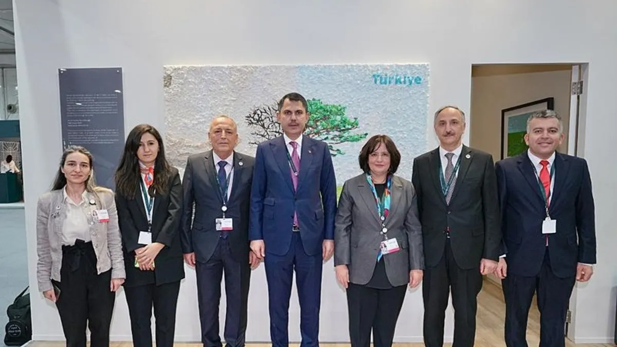 Bakan Kurum, Riyad’da Azerbaycanlı ve Moğolistanlı mevkidaşları ile görüştü