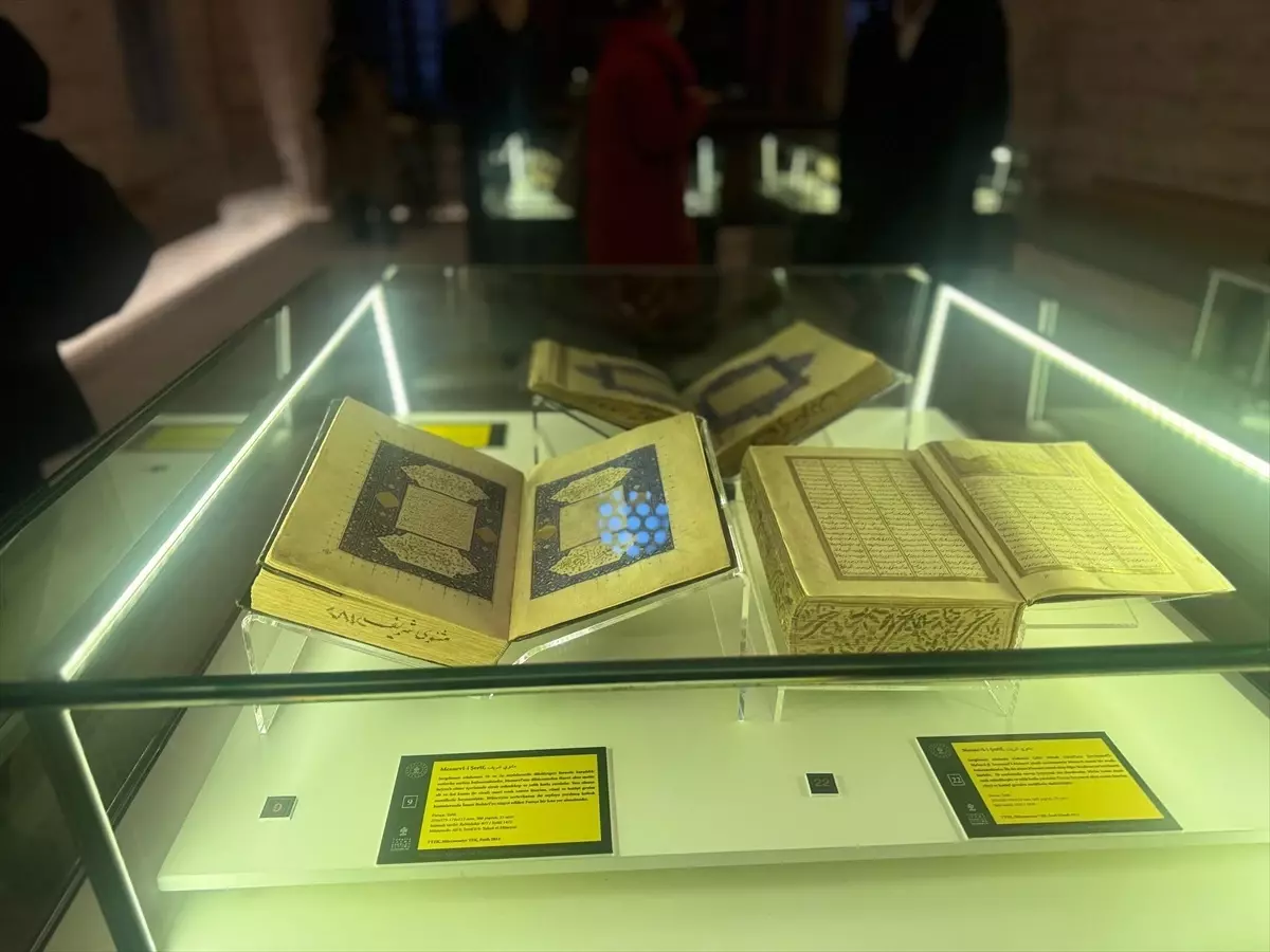 Mevlana’nın Mesnevi’si Sergilendi