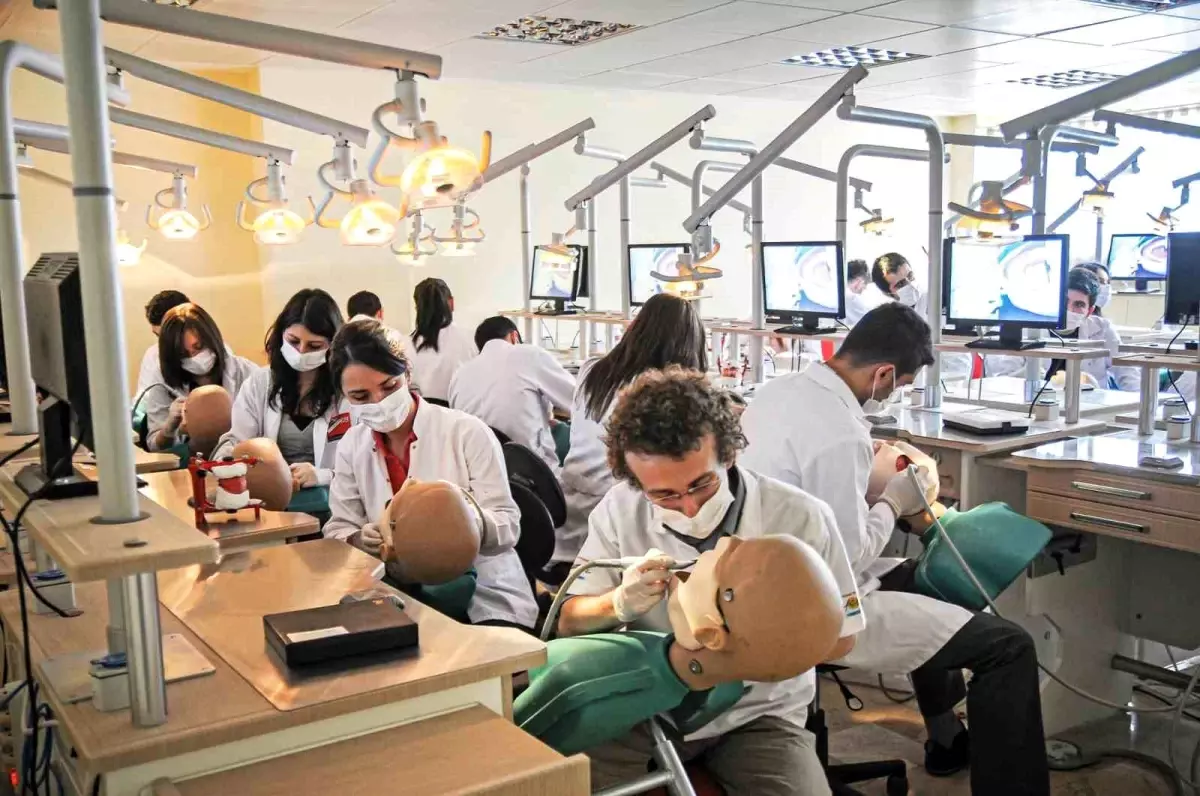 Atatürk Üniversitesi’nde Diş Hekimliği Bölümü Açıldı