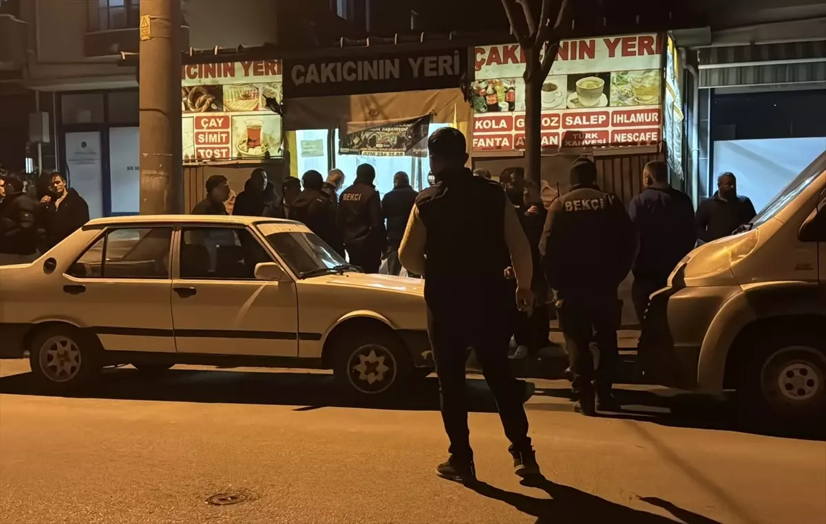 Bolu’da Kıraathanede Bıçaklı Kavga: 2 Yaralı