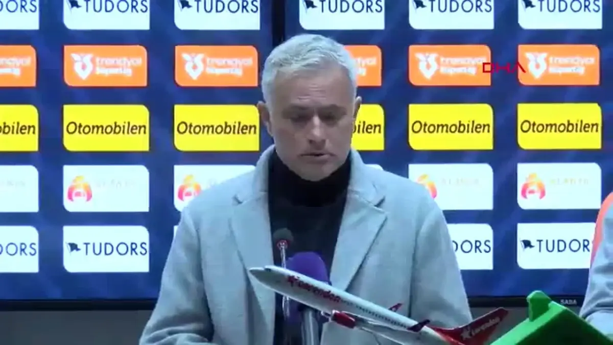 Fenerbahçe Teknik Direktörü Mourinho’dan Sakatlık Açıklamaları