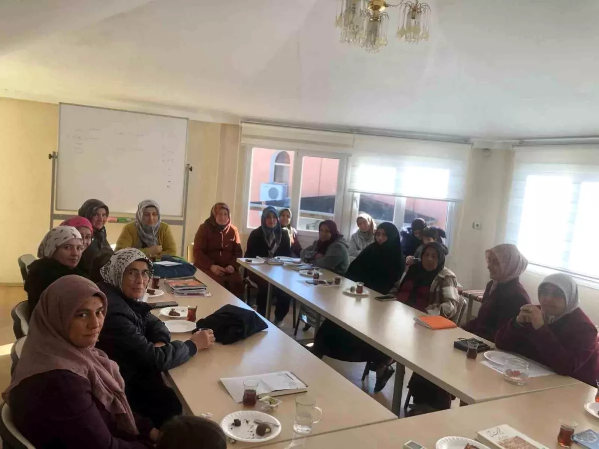 Köyceğiz’de Kadınlara Tefsir Seminerleri