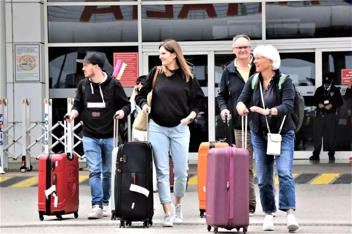 9 günlük bayram tatili, Antalya’daki otelleri hareketlendirdi