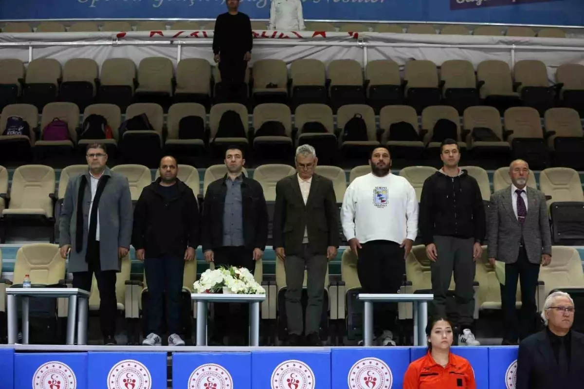 Menteşe’de Hentbol Grup Birinciliği Başladı