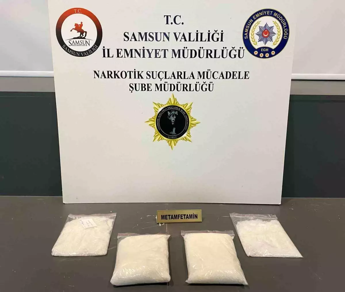 Samsun’da Kamyonette Metamfetamin Ele Geçirildi