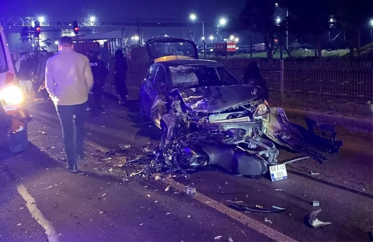 Tekirdağ’da Hatalı Sollama Kazası: 2 Yaralı
